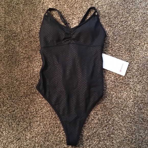 LULULEMON BODYSUIT NWT BLACK - Picture 2 of 8